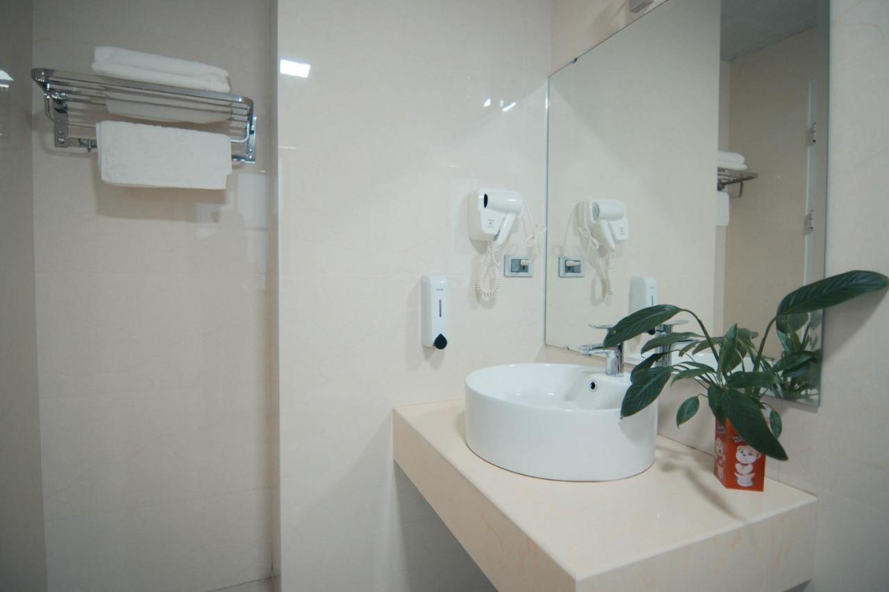 Hoang Long Hotel 하롱 외부 사진